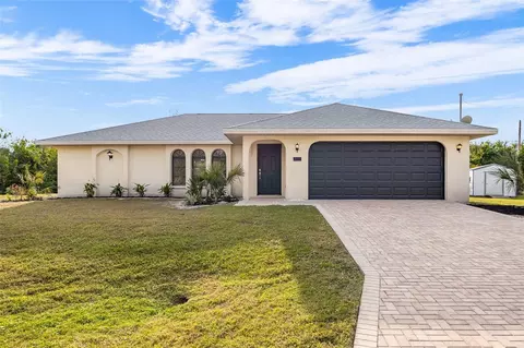 7095 Larkin St, Englewood, FL 34224
