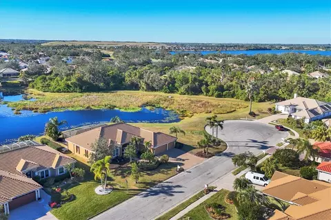 6215 Stillwater Ct, Bradenton, FL 34201