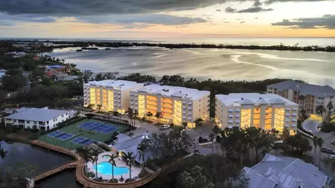 280 Hidden Bay Dr #303, Osprey, FL 34229
