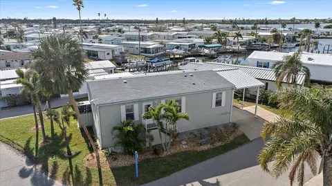 298 Bahama Dr, Palmetto, FL 34221