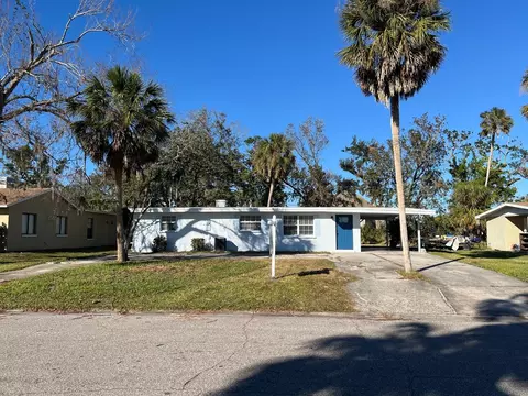 820 32nd St E, Palmetto, FL 34221