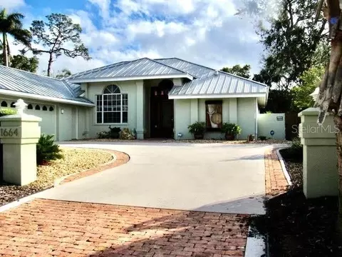 1664 Waldemere St, Sarasota, FL 34239