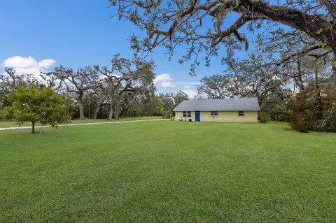6706 16th Ave E, Palmetto, FL 34221