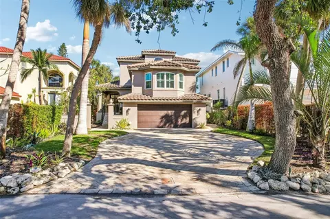 5159 Oxford Dr, Sarasota, FL 34242