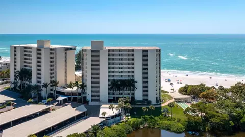 19 Whispering Sands Dr #103, Sarasota, FL 34242
