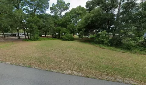 SE 158th Court, Ocklawaha, FL 32179