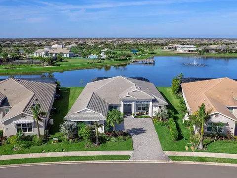 8436 Cane Bay Ct, Lakewood Ranch, FL 34202