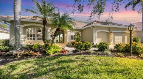 7115 Treymore Ct, Sarasota, FL 34243