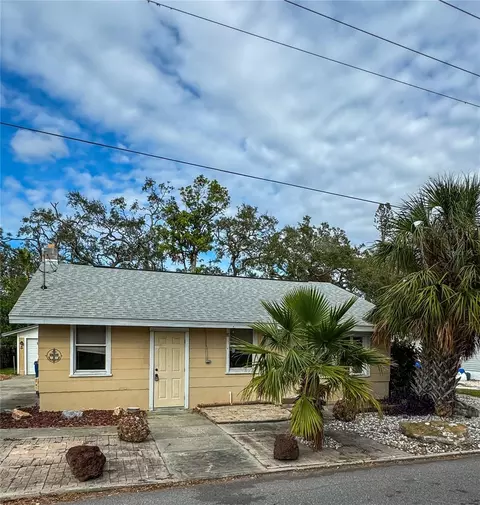 4706 3rd Ave W, Bradenton, FL 34209