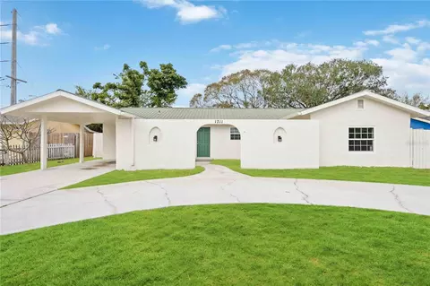 1711 N Brink Ave, Sarasota, FL 34234