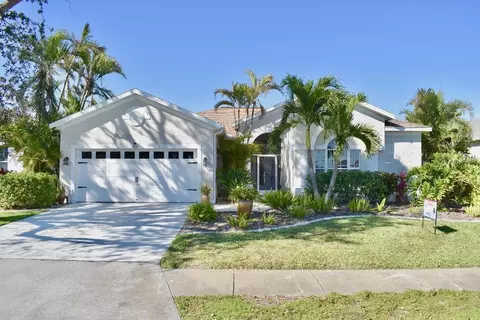 5307 52nd Ave W, Bradenton, FL 34210
