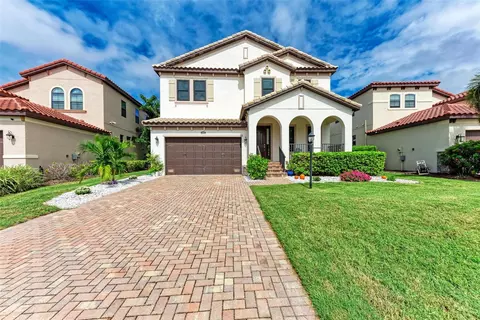 6108 Champions Row St, Bradenton, FL 34210