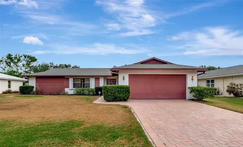 4423 Meadow Creek Cir, Sarasota, FL 34233
