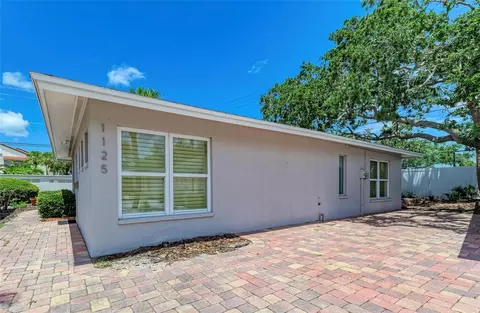 1125 N Moonmist Ct #L5, Sarasota, FL 34242