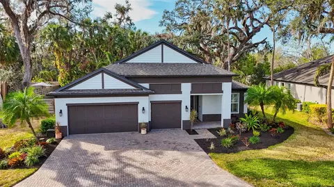 2110 Sylvan Lea Dr, Sarasota, FL 34240