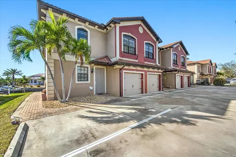 1323 Mediterranean Dr #111, Punta Gorda, FL 33950