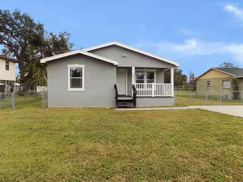 420 21st St E, Palmetto, FL 34221