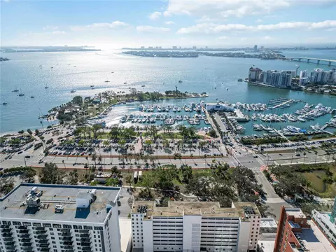 33 S Gulfstream Ave #402, Sarasota, FL 34236