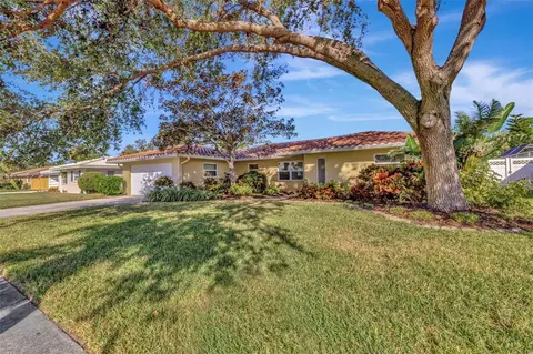 2417 Carlisle Pl, Sarasota, FL 34231