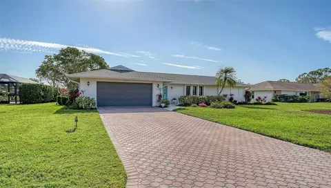 4842 Greywood Ln, Sarasota, FL 34235