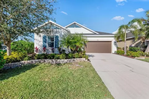 5790 Spider Lily Cir, Sarasota, FL 34238