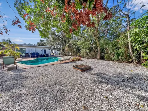 1003 Patterson Dr, Sarasota, FL 34234