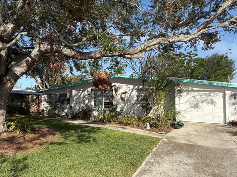 3641 Glen Ridge Ln, Sarasota, FL 34233