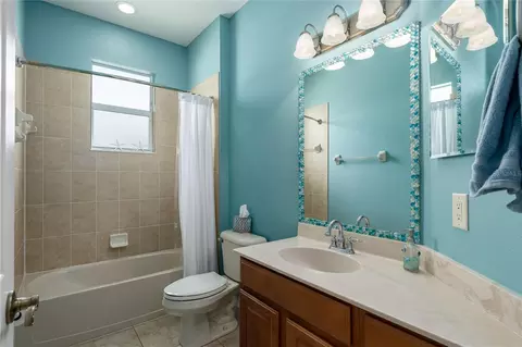 Bath - 3439 101st Ave E, Parrish, FL 34219 photo 3 of 5