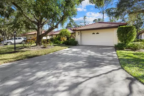 7207 Oak Moss Dr #63, Sarasota, FL 34241