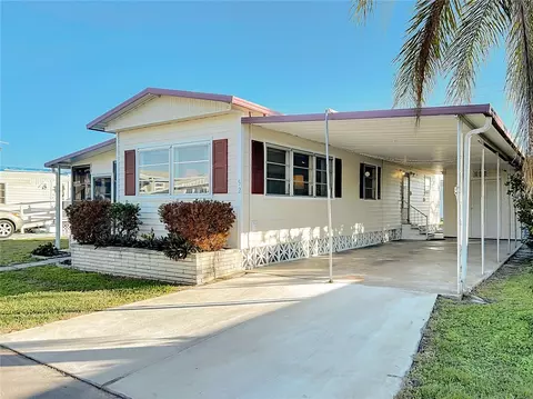 52 Edessa Dr, Palmetto, FL 34221