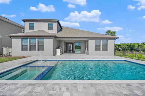 9511 Tequila Sunrise Dr, Sarasota, FL 34241