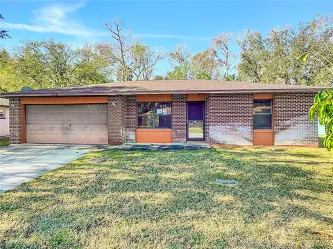 518 Loomis Trl, Daytona Beach, FL 32114