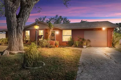 3807 64th St W, Bradenton, FL 34209