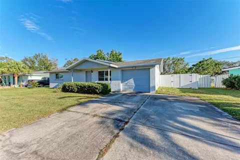 2915 Bucida Dr, Sarasota, FL 34232
