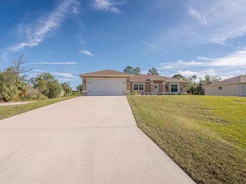 4050 Dragon Street St, North Port, FL 34288