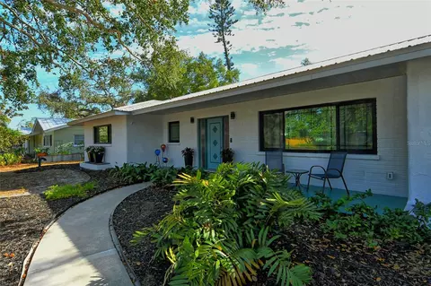 2708 Siesta Dr, Sarasota, FL 34239