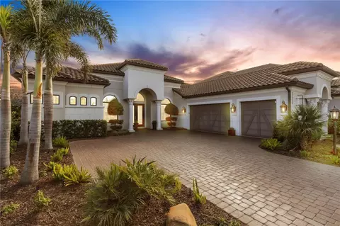 5305 Greenbrook Dr, Sarasota, FL 34238