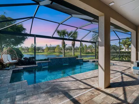 11119 Shearwater Ct, Sarasota, FL 34238