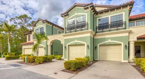 204 Crew Ct, Sarasota, FL 34243
