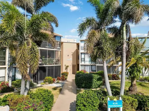 618 Bird Bay Dr S #201, Venice, FL 34285