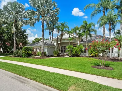 9052 Misty Creek Dr, Sarasota, FL 34241