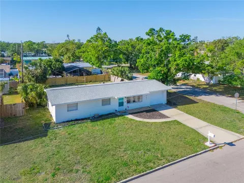 1909 23rd Ave W, Bradenton, FL 34205