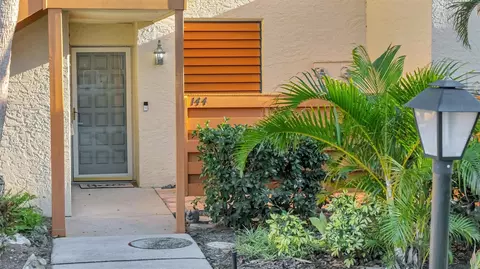 144 Wild Palm Dr, Bradenton, FL 34210