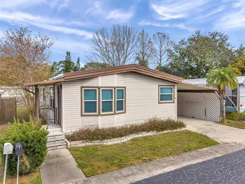 12240 Seminole Blvd #13, Largo, FL 33778