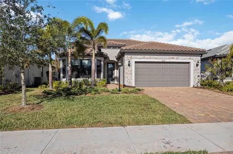 17530 Northwood Pl, Bradenton, FL 34202