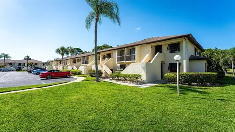 4532 Longwater Chase #37, Sarasota, FL 34235