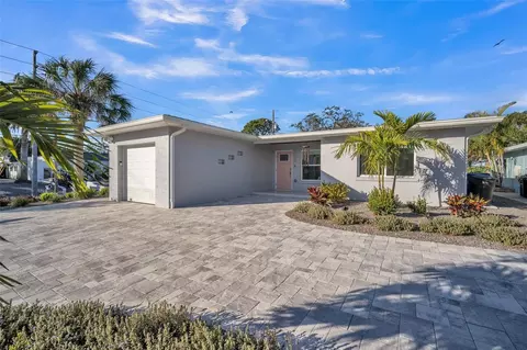 120 Edgewater Ter, Dunedin, FL 34698