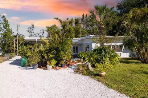 327 Hernando Ave, Sarasota, FL 34243