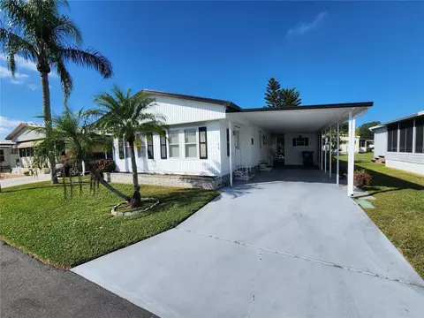 808 53rd Ave E #76, Bradenton, FL 34203