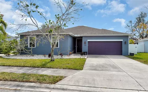 363 64th Avenue Cir E, Bradenton, FL 34203